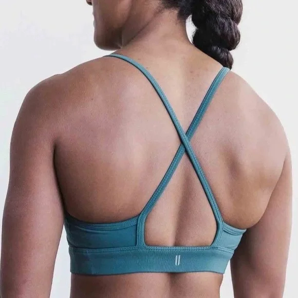 NOBULL Matte High-Neck Sports Bra - Picture 2 of 5